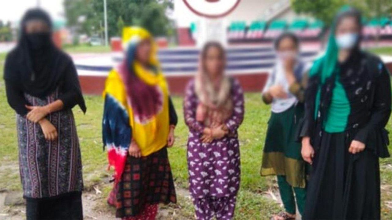 পঞ্চগড়ের বাংলাবান্ধায় ৫ নারীকে ফেরত দিল বিএসএফ